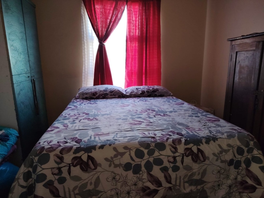 3 Bedroom Property for Sale in Park Village Western Cape